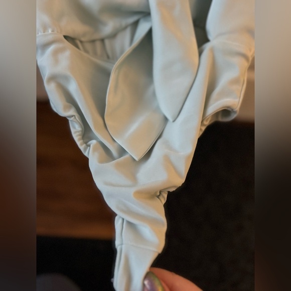 ARITZIA BABATON baby blue tie up collared body suit (XXS) - Picture 4 of 6